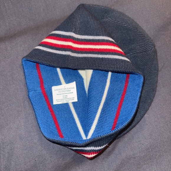 Beanie - Picture 2 of 3